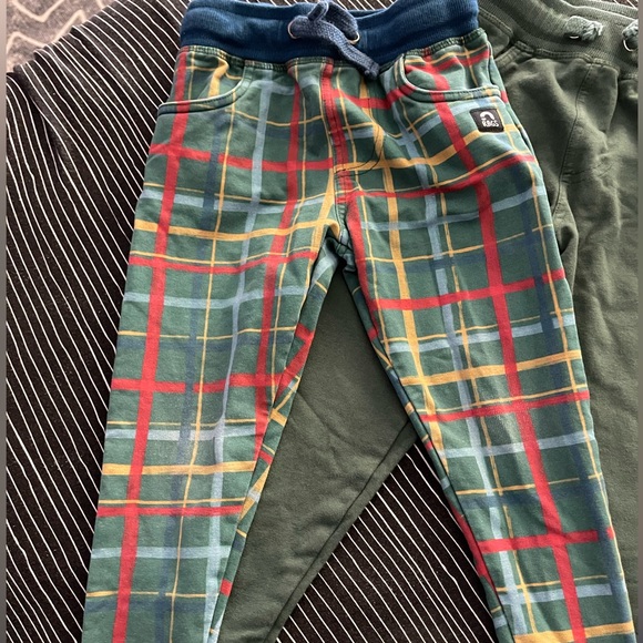Plaid Rags Joggers - Picture 1 of 3